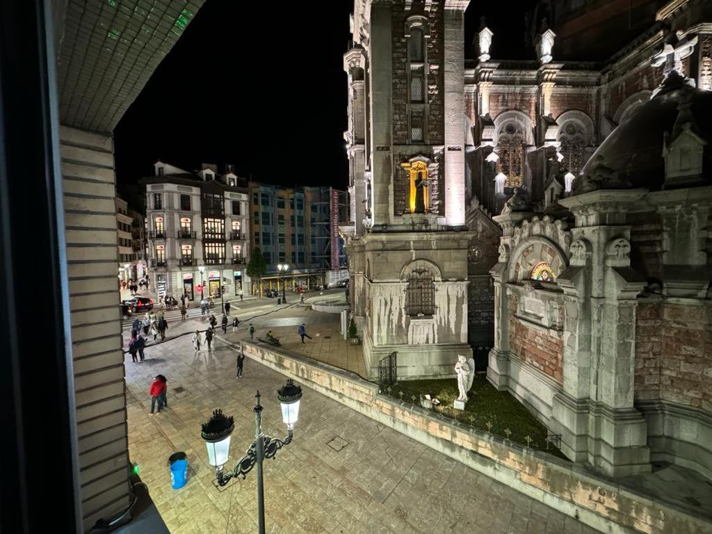 Apartmán Piso Nuevo Centro Doctor Casal Oviedo Exteriér fotografie