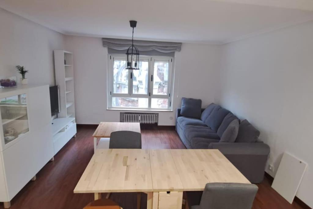 Apartmán Piso Nuevo Centro Doctor Casal Oviedo Exteriér fotografie